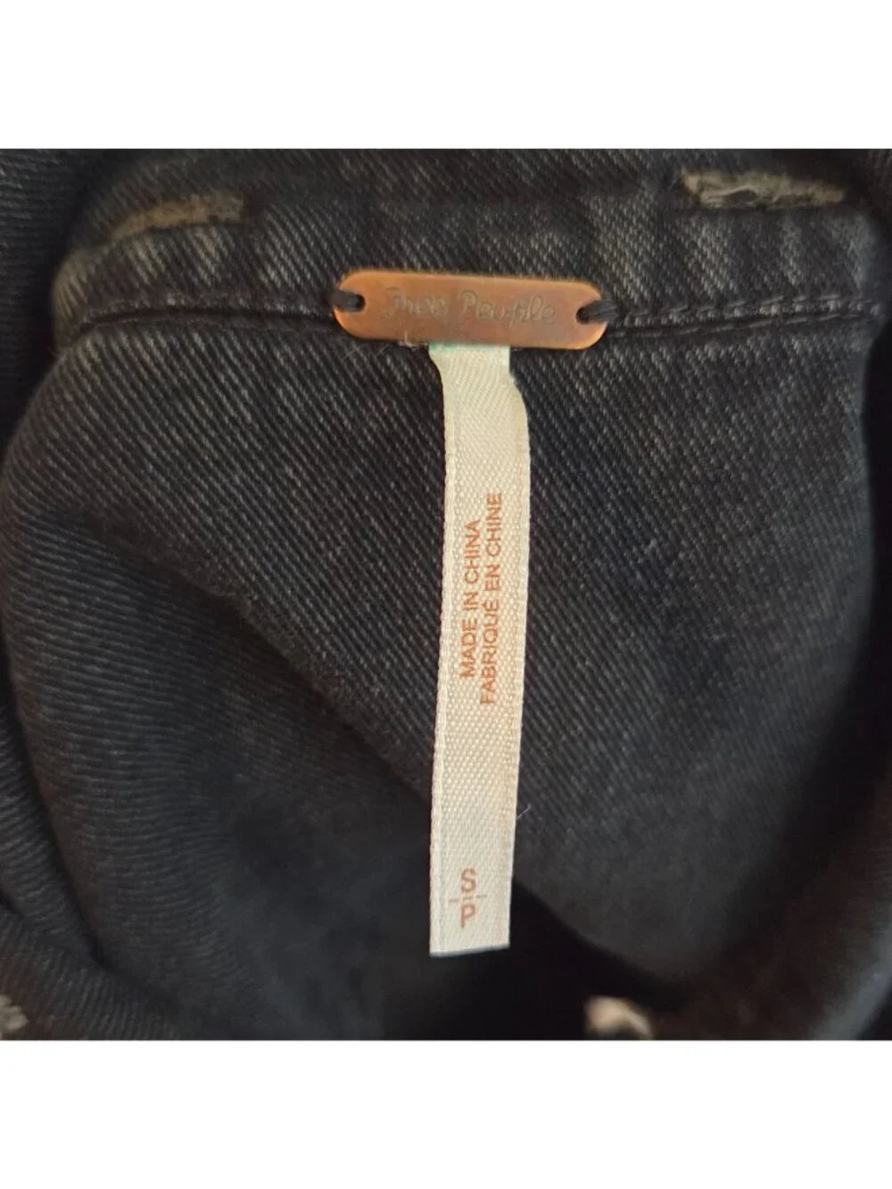 Free People Denim Jacket Layered Knit Hooded Dark Washed Women's Size Small - Picture 8 of 9
